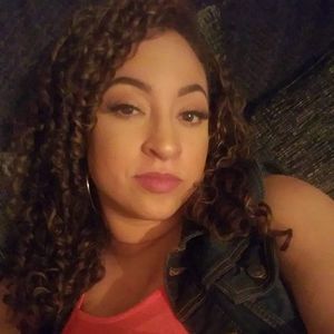 Meet your Posher, Nekisha